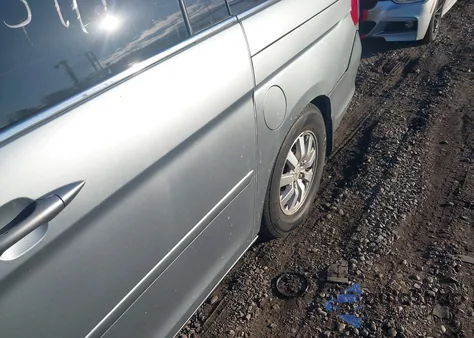 2009 Honda Odyssey Ex z USA, uszkodzony, nr VIN 5FNRL38449B059879